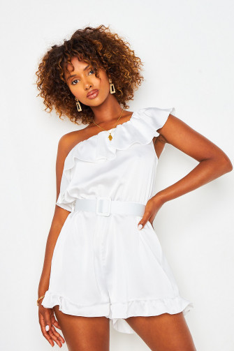 Combishort bustier blanc satiné ceinturée