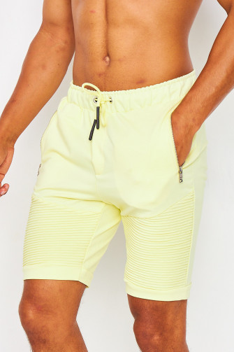 Short jaune plissé