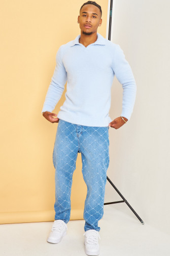 Pull bleu en laine a col à rabats