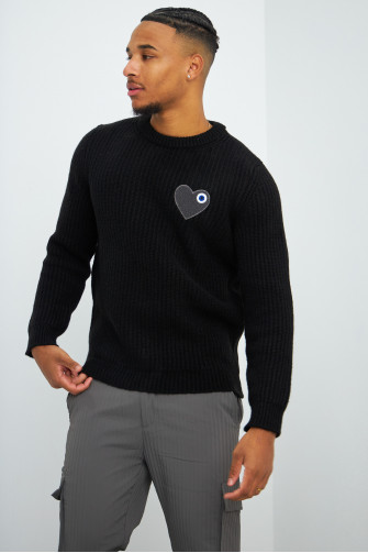 Pull en maille noir "coeur"