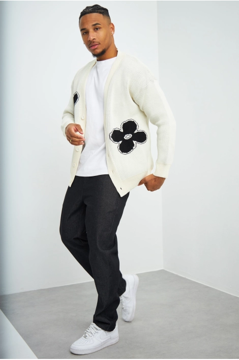Gilet écru à fleurs