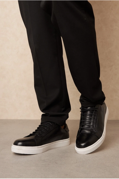 Black sneakers with glossy white soles - Main Image