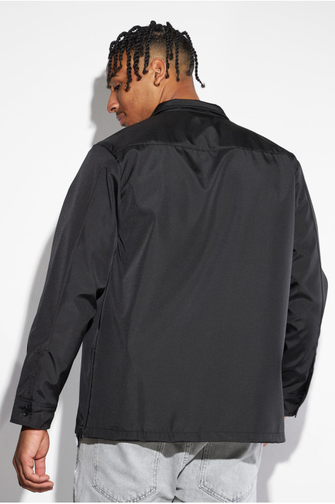 Chemise noire large texturée