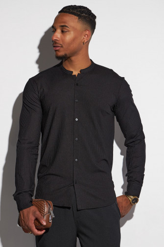 Black ribbed shirt