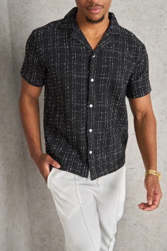 Chemise noire détails couture beige