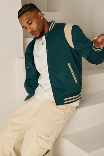 Bomber vert foncé (green forest ) à détails beige