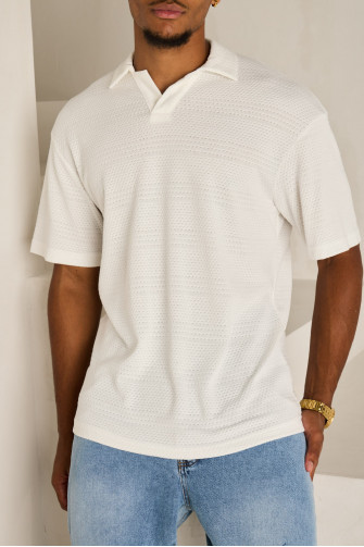 Weißes Poloshirt mit Lochmuster