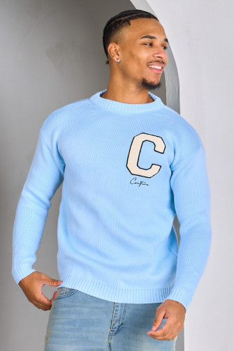 Pull bleu clair en maille à logo "C"