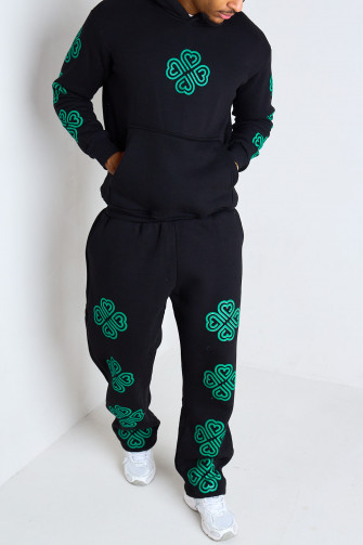 Ensemble 2 pièces noir brodé trèfles pull + jogging