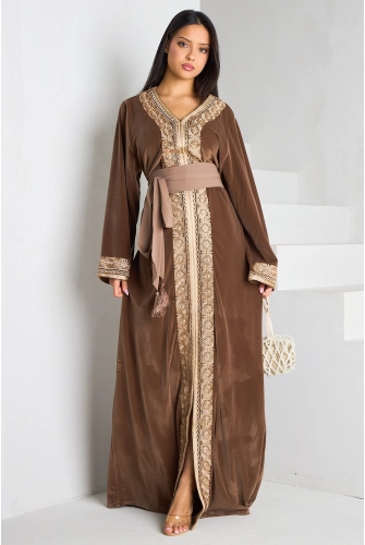 Abaya manches longues marron à ceinture avec brodure dorée