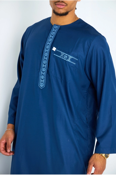 Ensemble 2 pièces : qamis + pantalon bleu foncé à motif géométrique