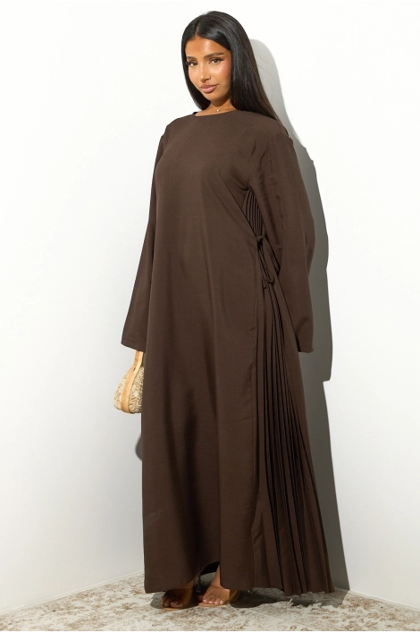 Robe à manches longues marron effet plissé