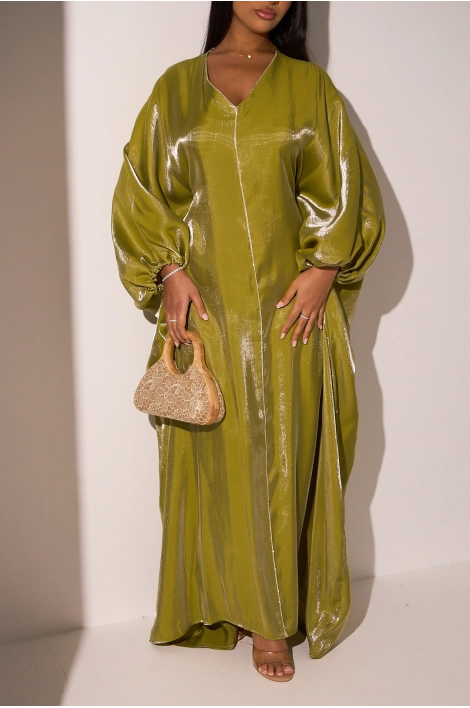 Robe vert clair effet satinée avec strass