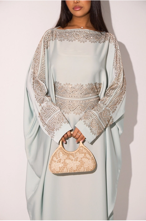 Abaya vert d'eau à empiècement doré + voile