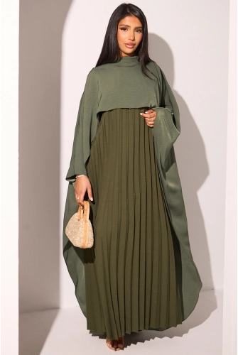 Robe plissée verte olive à empiècement asymétrique