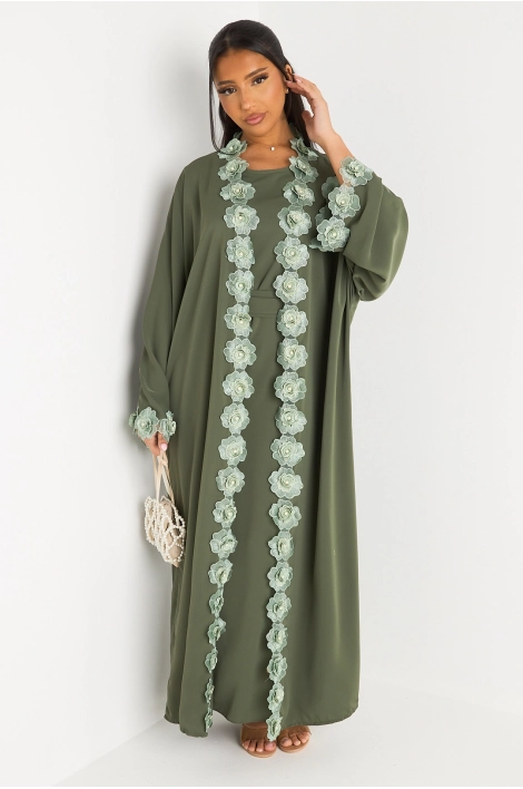 Ensemble deux pièces vert robe + kimono à motifs floraux perlés
