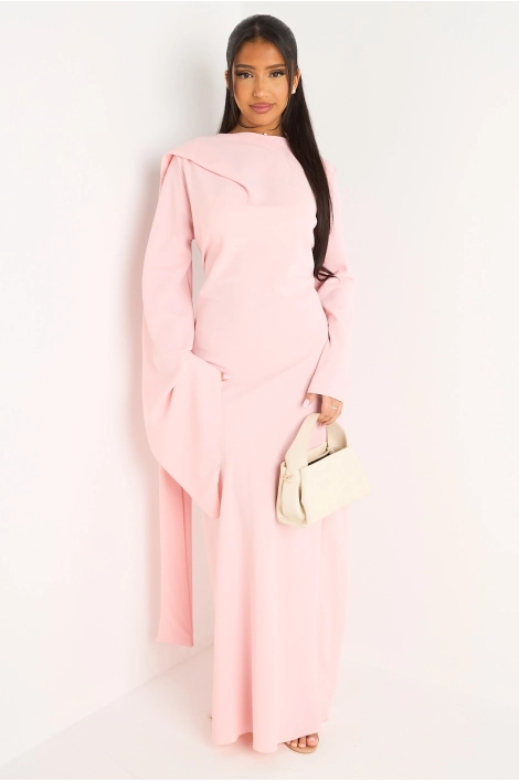 Robe rose à empiècement drapé et manche asymétrique