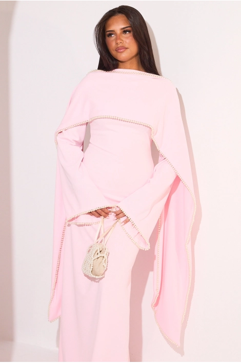 Robe rose perlée à manches pagodes et étole