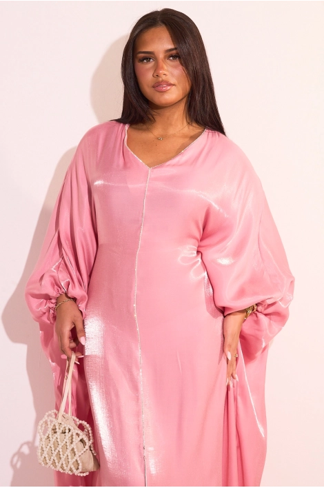 Robe rose effet satiné avec strass