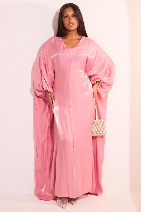 Robe rose effet satiné avec strass