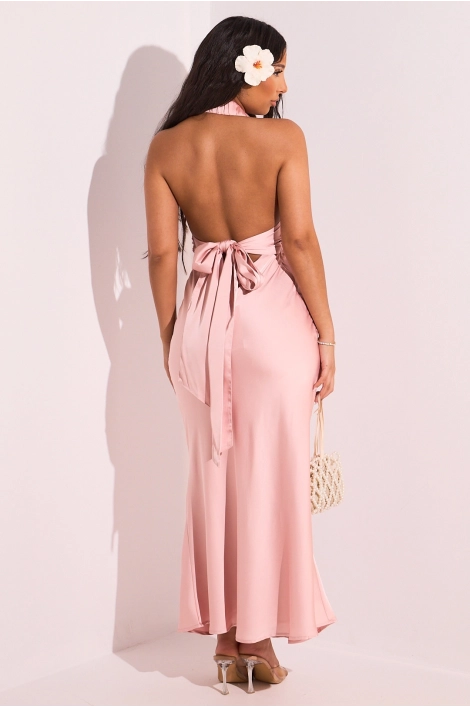 Robe longue à dos nu rose et à effet satiné