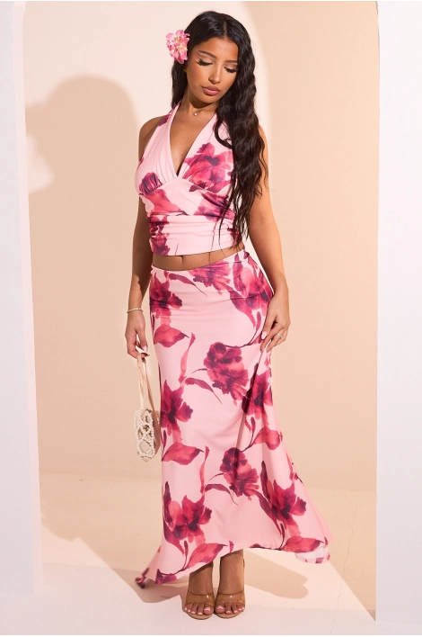 Ensemble deux pièces rose top dos nu + jupe longue à motifs floraux