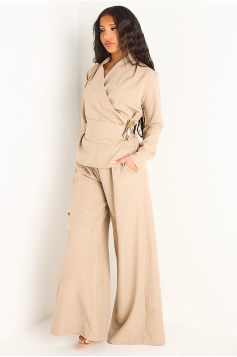 Ensemble deux pièces taupe veste style blazer + pantalon à rayures