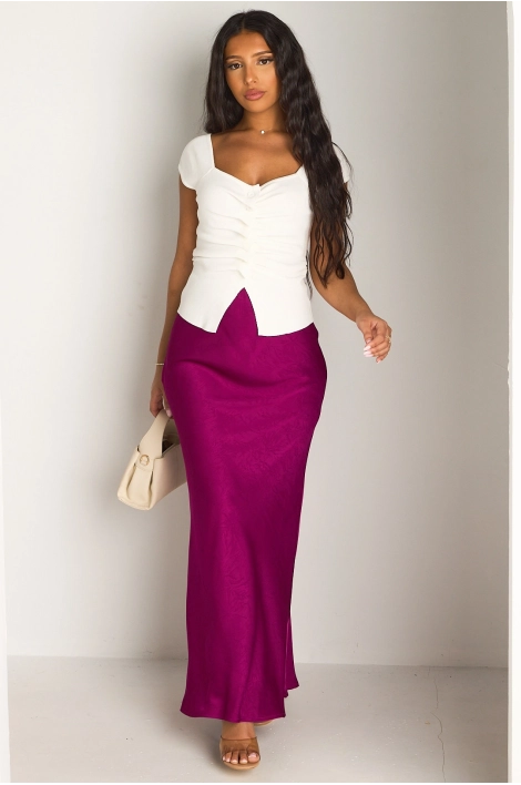 Top blanc à col v, manches courtes et effet plissé