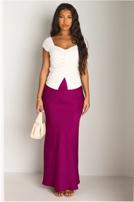 Top blanc à col v, manches courtes et effet plissé