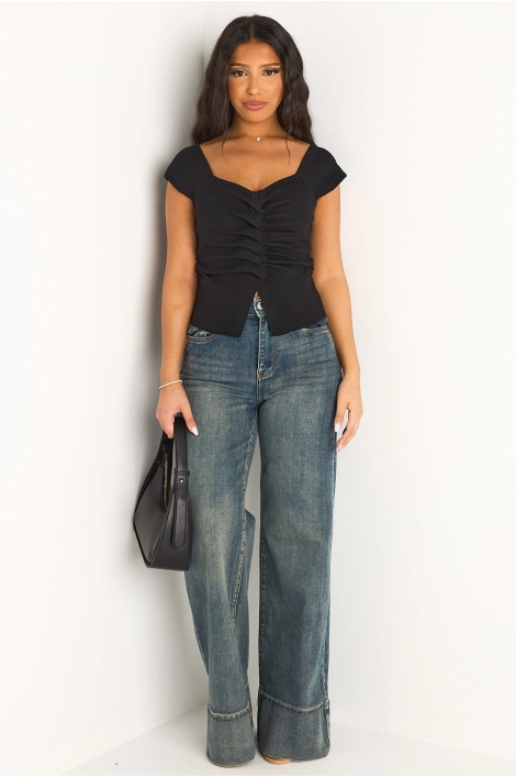 Top noir à col v, manches courtes et effet plissé