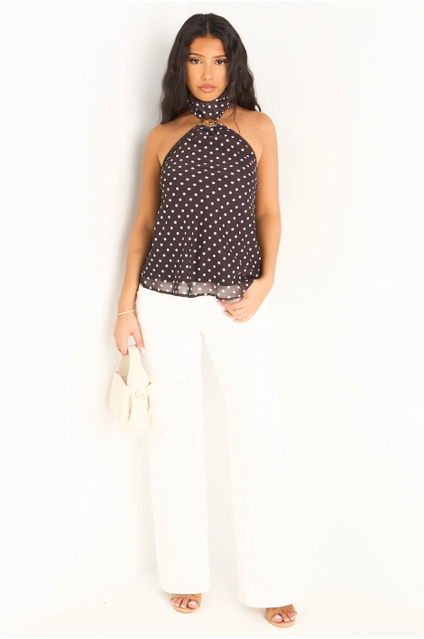 Haut marron col ras-de-cou et motifs à pois