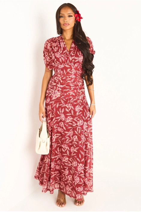 Robe bordeaux à motifs floraux et effet drapé