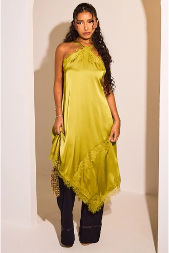 Robe asymétrique à dentelle verte