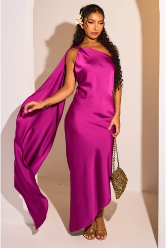 Robe longue asymétrique prune one shoulder à effet satinée et empiècement