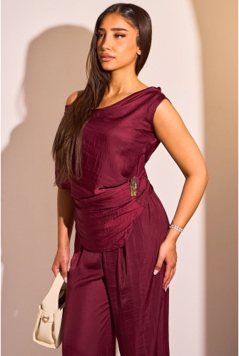 Ensemble deux pièces bordeaux haut sans manches + pantalon