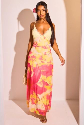 Robe longue jaune à dentelle et dos nu