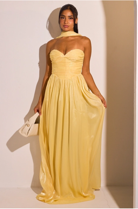 Robe bustier jaune à effet drapé  et satiné + étole