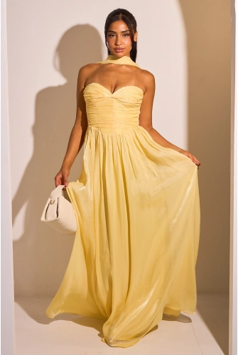 Robe bustier jaune à effet drapé  et satiné + étole