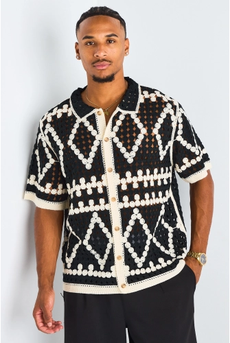 Chemise ajourée en crochet à motif losange noir