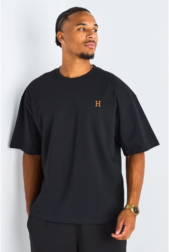 T-shirt noir à broderie '' H "