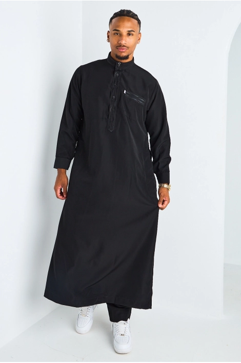 Ensemble 2 pièces qamis + pantalon noir à motif sur le col