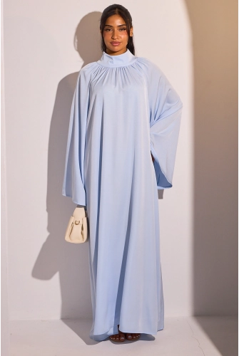 Abaya bleu clair à col montant