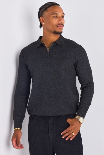 Pull demi-zip manches longues à col rabat de couleur noir