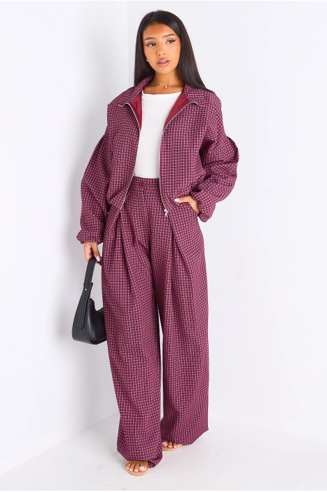 Ensemble deux pièces rouge veste + pantalon à carreaux