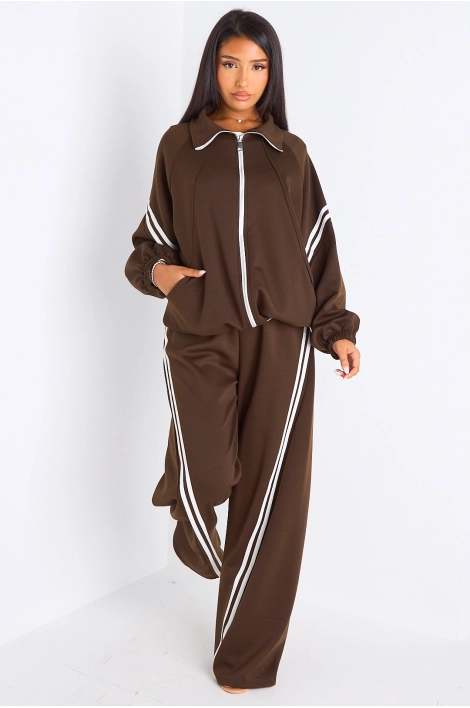 Ensemble de sport  marron à liseré blanc
