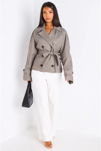 Manteau à carreaux de couleur vert