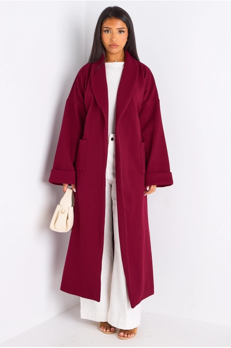 Manteau long ceinturé bordeaux