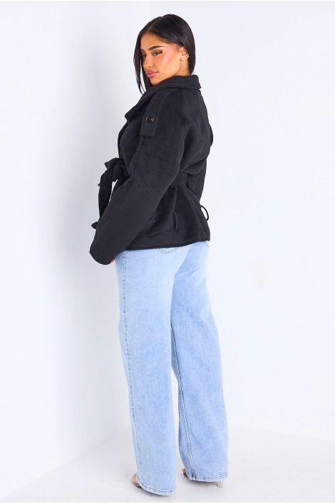 Veste mi-longue duveteuse ceinturée  noire