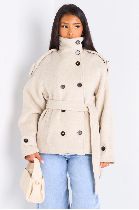 Veste mi-longue duveteuse ceinturée crème