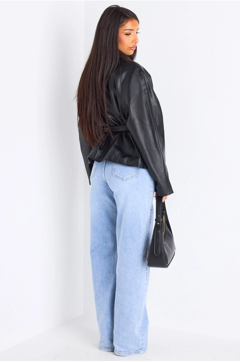 Veste mi-longue en simili cuir de couleur noire